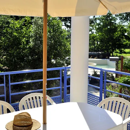 Estivel - Marine Lägenhetshotell 3*