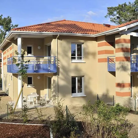 Lägenhetshotell Estivel - Marine 3*
